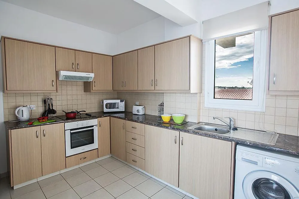 Palm Village Villas Protaras 0*,